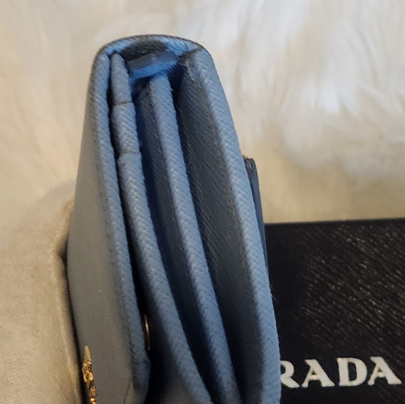 Prada Wallet - Picture 2 of 11